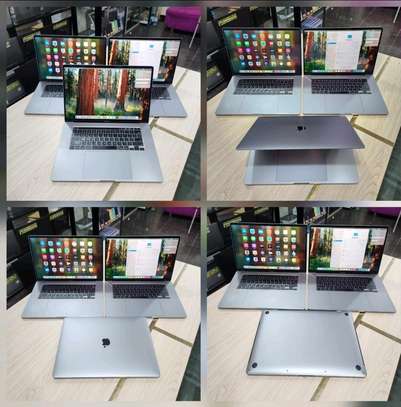 Macbook Pro 2019 16 pouce image 1