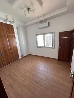 Appartement f4 à louer aux Almadies image 4