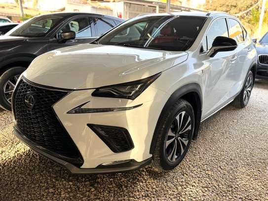 LEXUS NX300 SPORT image 1