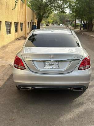 Mercedes c300 2016 image 10