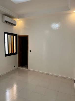 Bel appartement à Nord Foire (derrière la Boa) image 5
