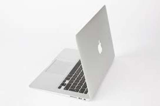 MacBook Air 2014 i5 image 1