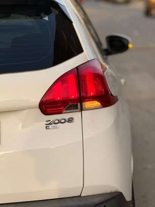 PEUGEOT 2008 2016 image 11