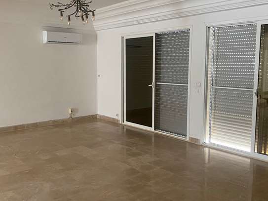 Villa à louer au Almadies vers King fath image 6