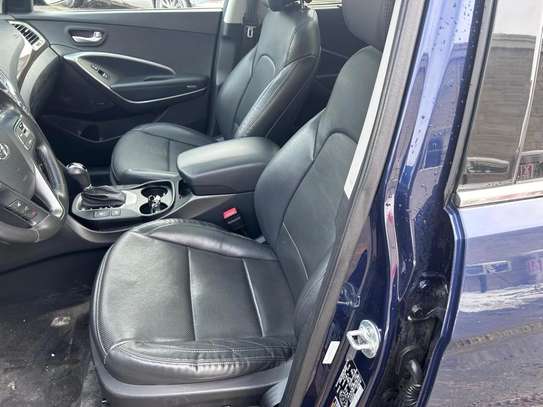 HYUNDAI SANTA FE 2017 image 6