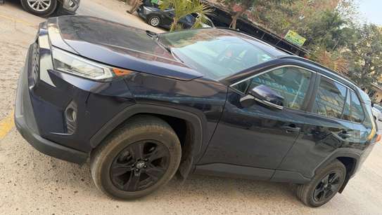 Toyota Rav4 2019 image 2