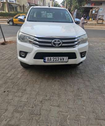 Toyota hilux 2017 image 1