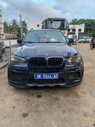 BMW X5 E70 image 1