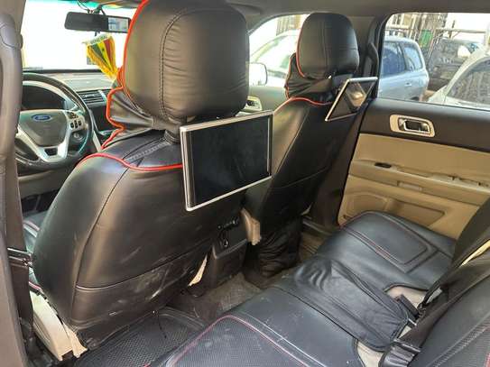Ford explorer image 4