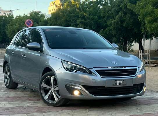 PEUGEOT 308 T9 AUTOMATIQUE DIESEL image 2