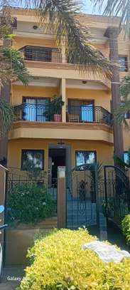 Appartement A louer Aux Almadies image 1