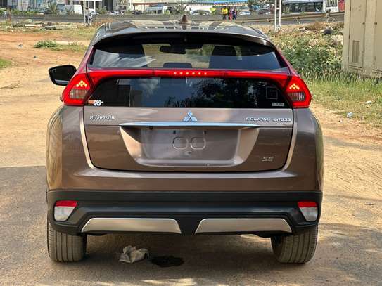 Mitsubishi éclipse image 6