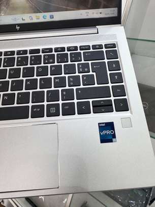 HP EliteBook 640 G10 tactile 13th Gen image 3