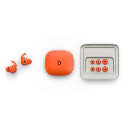 Powerbeats Fit image 11