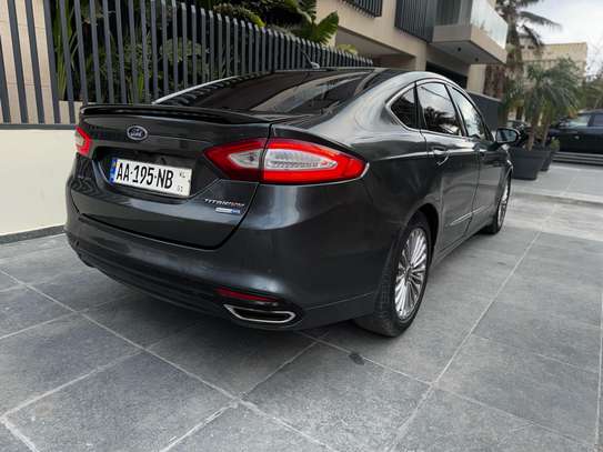 Ford fusion image 8
