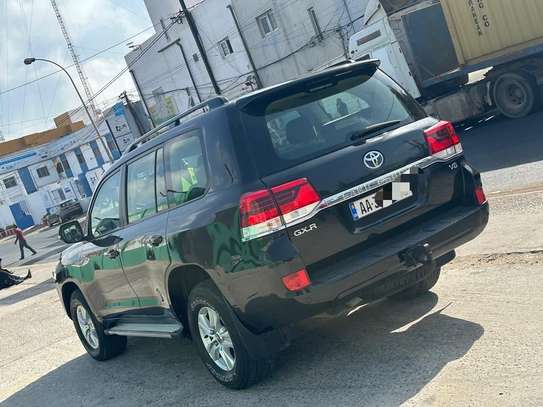 Toyota Prado Land Cruiser GX, R V8  2021 image 11
