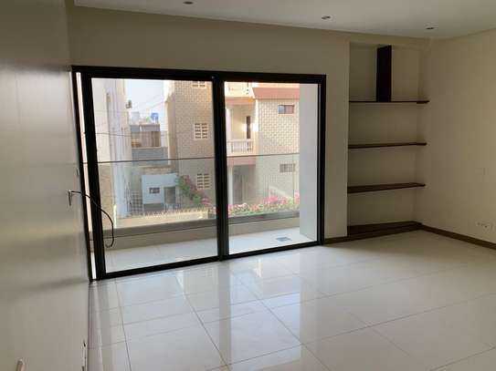 À LOUER - Appartement F4 moderne – Mermoz image 4