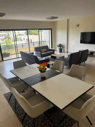 APPARTEMENT F4 HAUT STANDING MEUBLÉ image 13