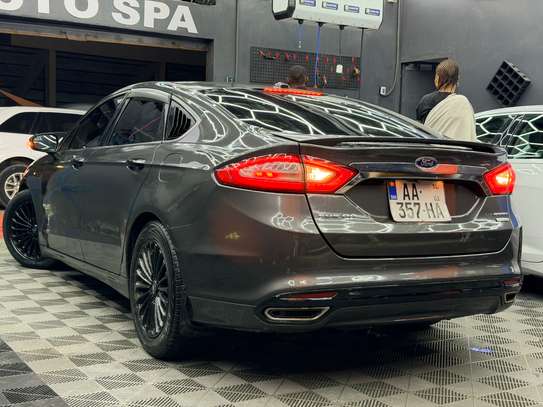 Ford fusion image 6