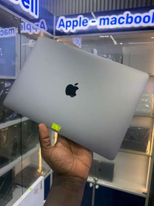 MacBook Pro M2 Ram 16Go SSD 512Go 13” image 3