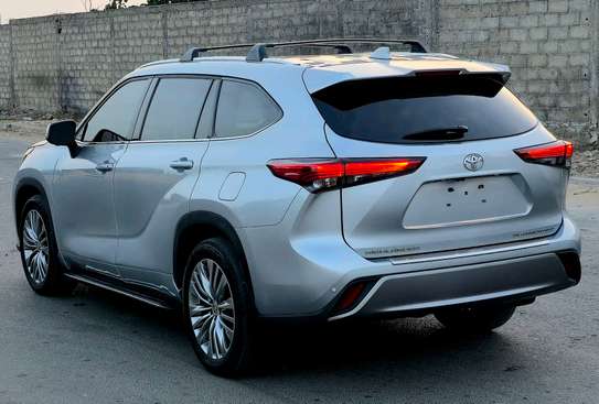 Toyota Highlander PLATINIUM 2023 image 14