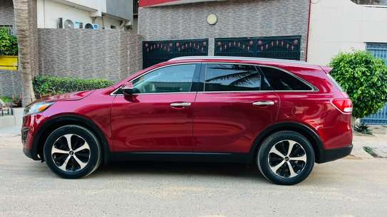 2017 Kia Sorento image 2