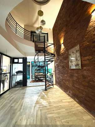 Villa R+2 à louer aux Almadies 2 image 9