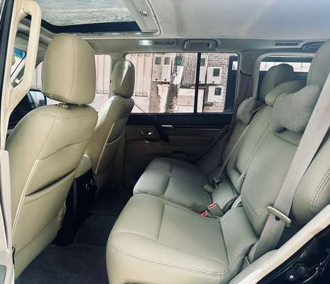 Mitsibushi Pajero Sport 2016 image 3