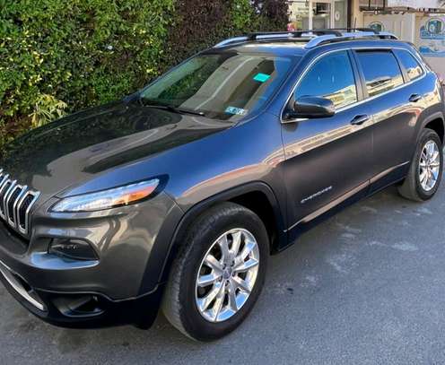 Jeep Cherokee Limited full options 2017 4 cylinder image 3