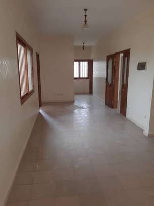 BELLE VILLA A LOUER image 8