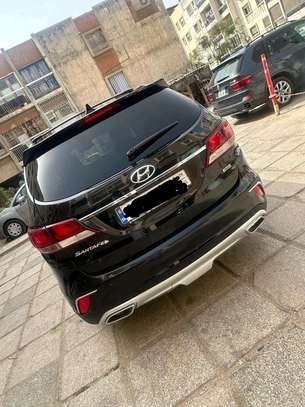 HYUNDAI SANTA FE 7 PLACES image 2