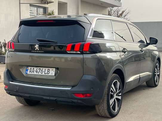 Peugeot 5008 full option 2019 image 8