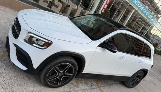 Mercedes GLB 250 2021 image 12