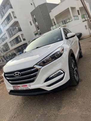 Hyundai tucson 2017 image 2
