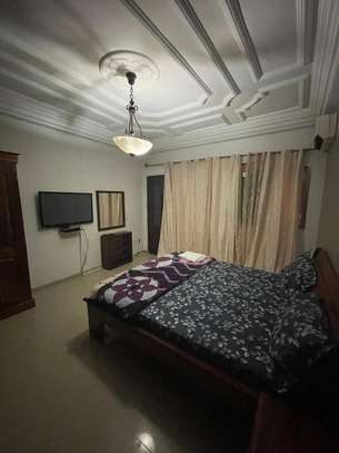 Studio meublé aux Almadies image 10