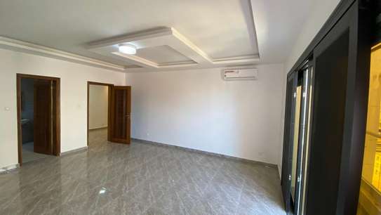 Appartements F4 à Dakar Plateau image 5