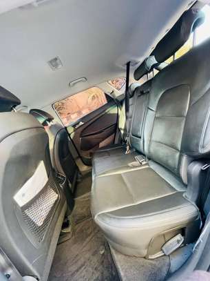 HYUNDAI TUCSON 2016 image 6
