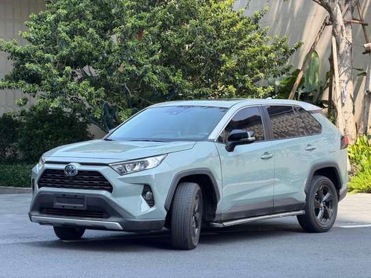 Toyota RAV4 2020 4WD Hybrid image 2