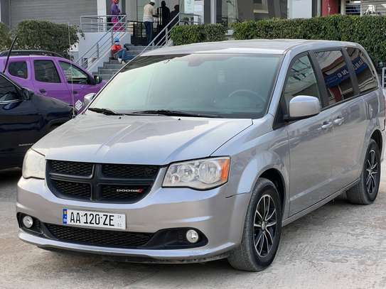 Dodge caravane 2018 location image 6