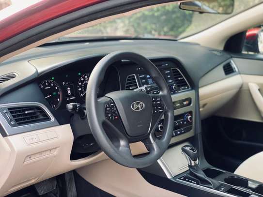 Hyundai sonata 2015 image 4