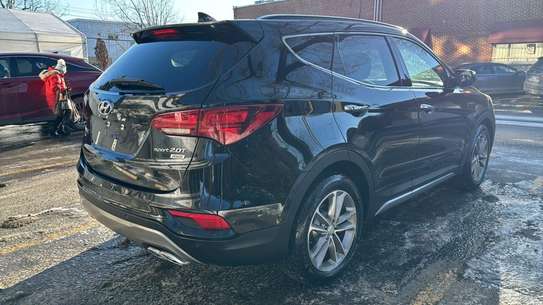 Hyundai santafe image 1