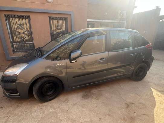 Citroen C4 Picasso 2013 image 1