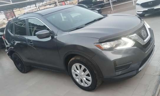 Nissan rogue 2017 image 10
