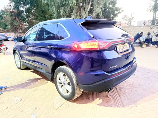 Ford edge SEL image 8