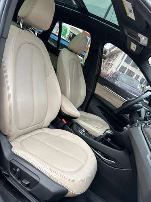 BMW X1 2016 image 9