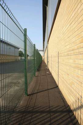 Clôture grillagée acier galvanisé 2m verte image 1