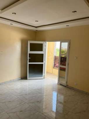 Appartement spacieux à Liberté 6 (cité aliou sow) image 3