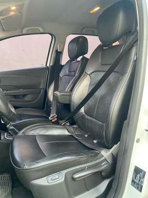 Renault Qm3 image 4