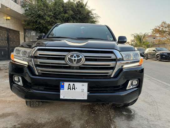 Toyota Land Cruiser 2018 image 1
