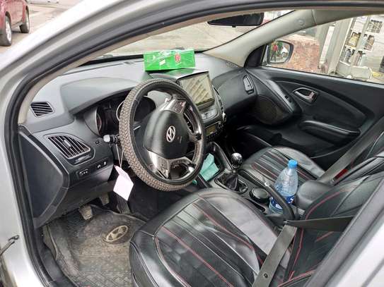Hyundai x35 image 6